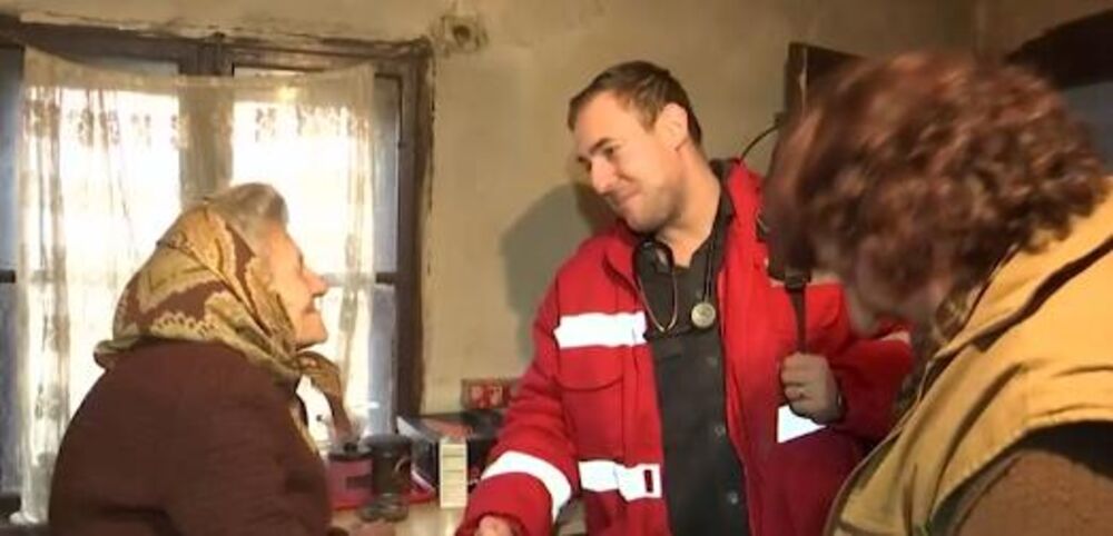 Doktor Nikola Novkov u poseti pacijentima