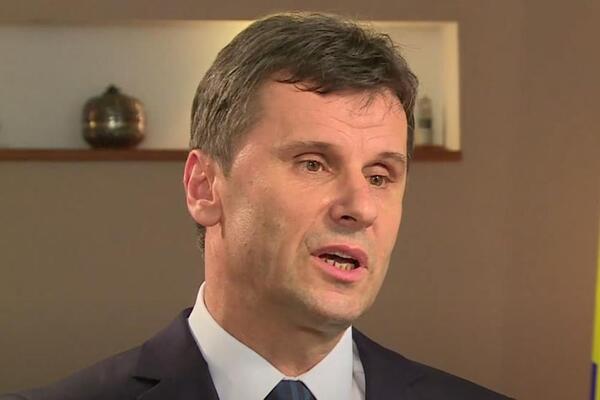 FADIL NOVALIĆ IDE IZA REŠETAKA! Osuđen bivši premijer FBiH, sud odbio žalbu