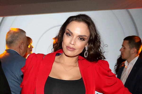 OVE INFORMACIJE IZ PRIVATNOG ŽIVOTA VATRENE BRINETE NISTE ZNALI: Sofija Rajović o ovome NIJE GOVORILA stalno