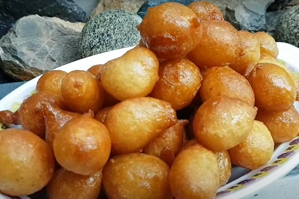 NAJFINIJE TRADICIONALNE TURSKE KROFNICE: Mali zalogaji raja - dugo čuvana tajna Osmanskog carstva (RECEPT)