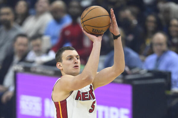 NBA LIGA! Jović odličan u porazu Majamija od Nju Orleansa!