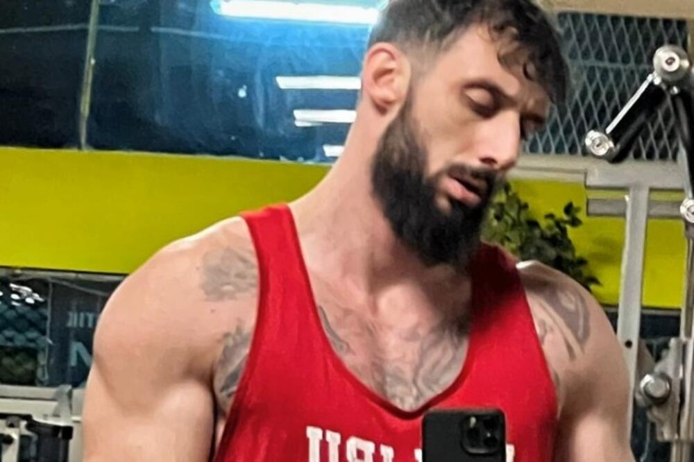 VRAĆA SE TATICA! Miljenik žena i čovek koji je NAJVIŠE DAMA ODVEO U KREVET u Zadruzi pokazao TELO: OVO ĆE DA GORI