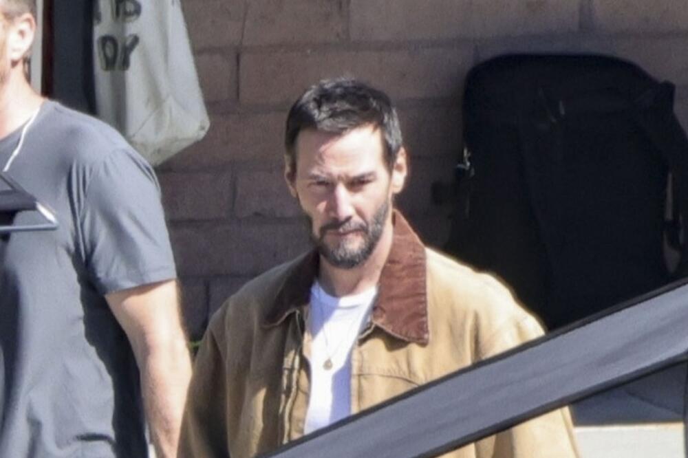 AU, BRE! PRVI PUT POSLE 10 GODINA SKRATIO KOSU DO GLAVE I SVE PATOSIRAO: Ponovo izgleda MLADO, da li je moguće?