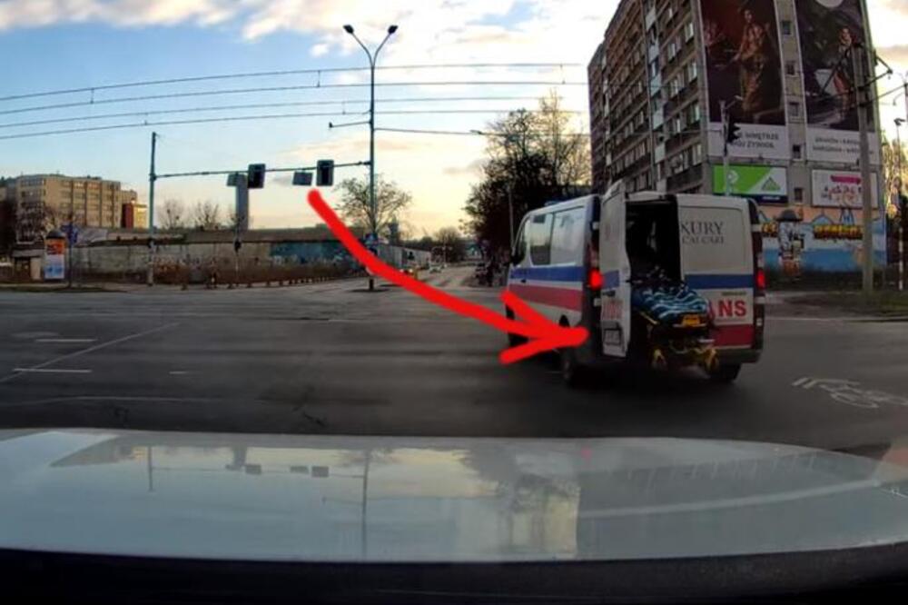 PROLAZNICI GA NAŠLI KRVAVOG NA ULICI! Kinez imao BIZARNU NEZGODU u Beogradu, da li je moguće da mu se ovo DESILO?