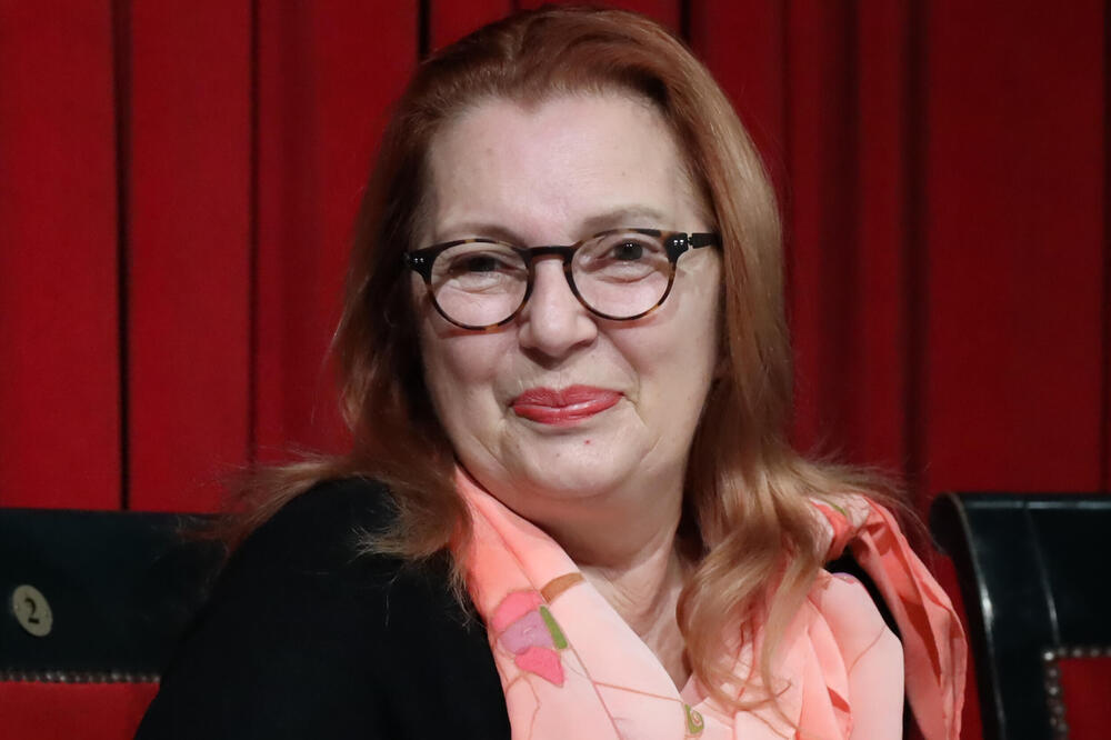 TANJA BOŠKOVIĆ SVOJOM LEPOTOM OPČINILA JE JUGOSLAVIJU: Stara FOTKA dokaz je tome, PRAVA BOGINJA