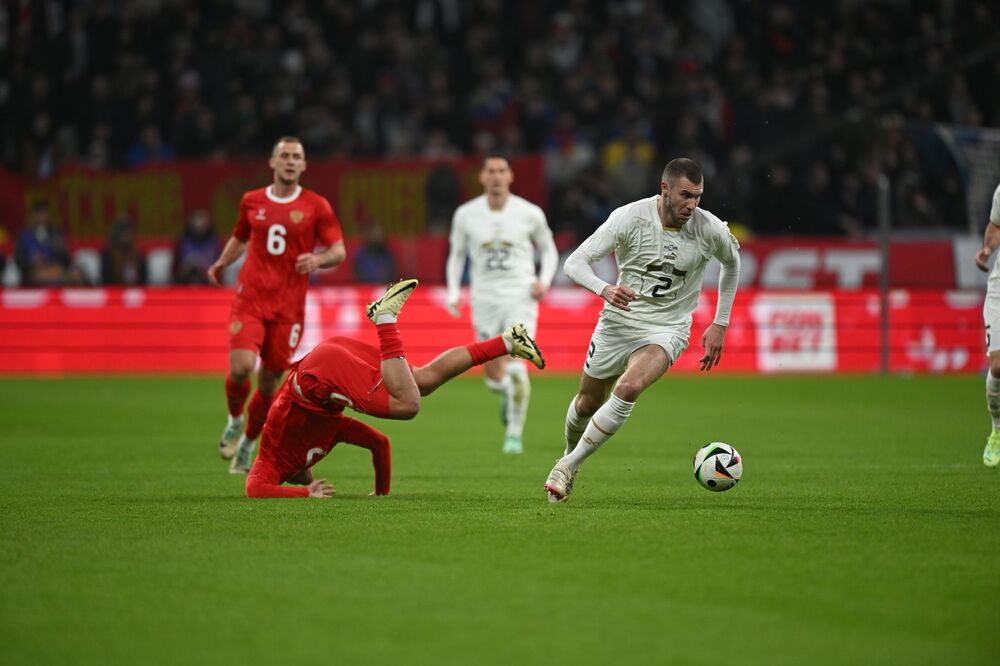 Strahinja Pavlović na prijateljskoj utakmici Rusije i Srbije