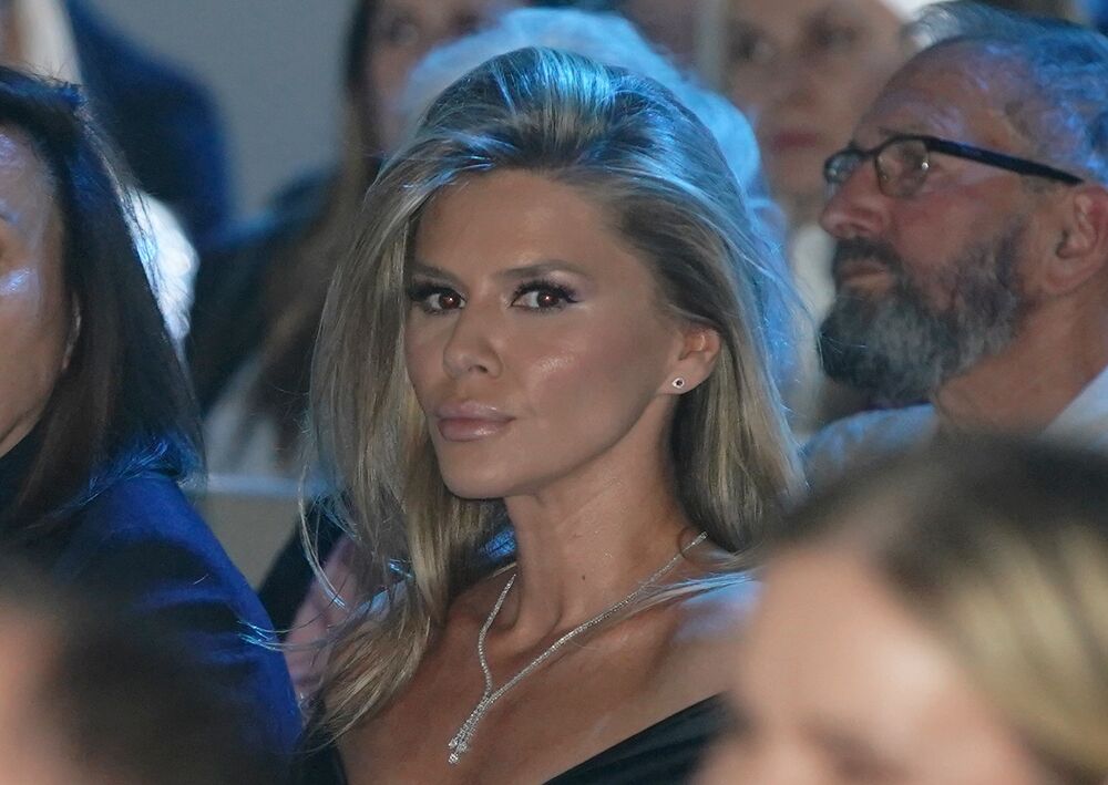 Svima je jasno da je brak Melina i Harisa odavno izgubio sjaj