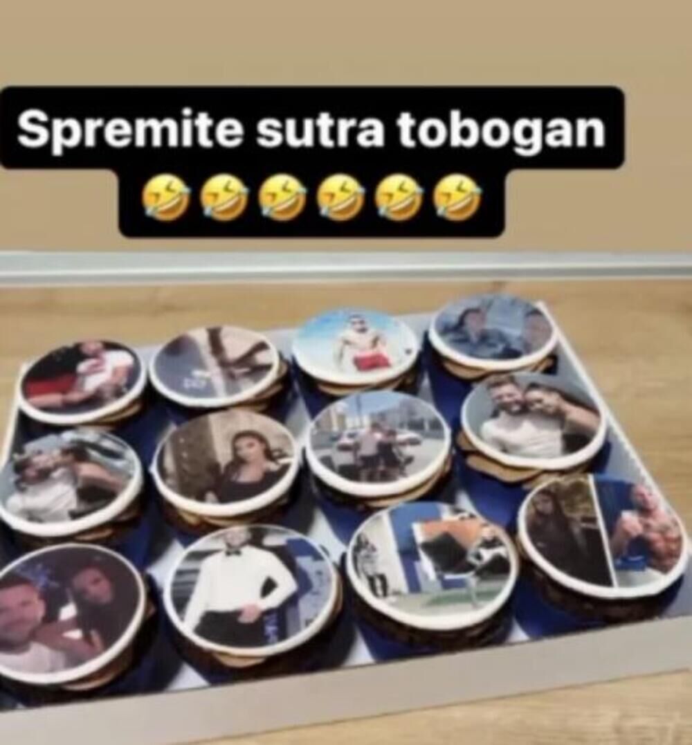 Uz fotografiju je spomenut i Ša