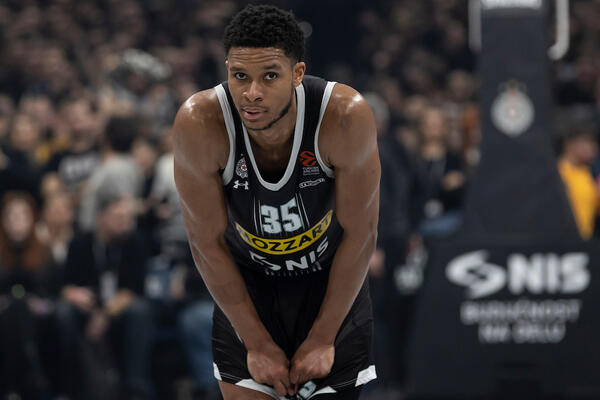 Pi Džej Doužer menja Nemanju Nedovića!