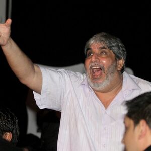 NEKRUNISANI KRALJ SPLAVOVA PRETI ESTRADI! U rukama drži MOĆNO ORUŽJE, kad se ovo OBJAVI, neće biti dobro