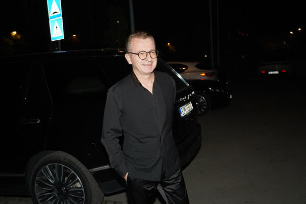 Popovićev kum otkrio kako je tekao razgovor sa Suzanom posle smrti! "Ridala je i kukala, nismo mogli da..."