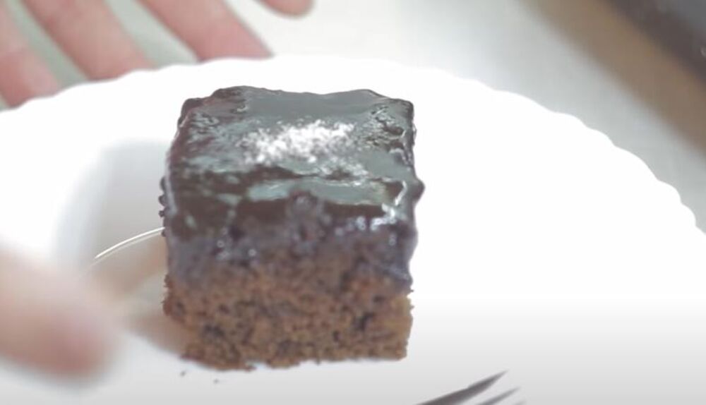 Parče bugarskog kolača 'pijana kaluđerica'