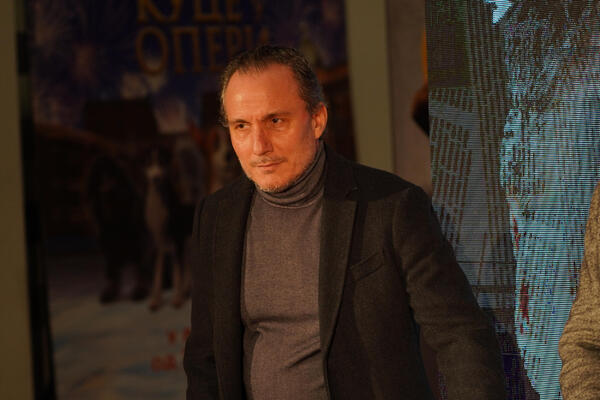 NJENA BOLEST I SMRT MNOGO SU UTICALE NA ŽIVOT MILOŠA TIMOTIJEVIĆA: Glumac imao samo 22 godine kada je ostao BEZ NJE