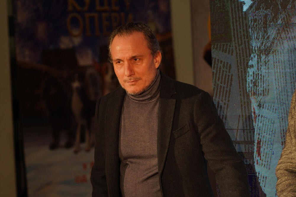 NJENA BOLEST I SMRT MNOGO SU UTICALE NA ŽIVOT MILOŠA TIMOTIJEVIĆA: Glumac imao samo 22 godine kada je ostao BEZ NJE