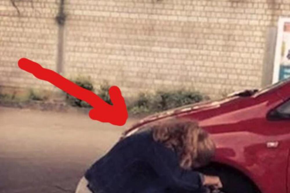 SAGLA SE DA NADUVA GUMU, A KAD SU VIDELI ČIME, LJUDI SU BUKVALNO POPADALI: Da li je ova žena realna (FOTO)