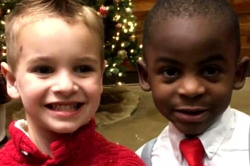 SNIMAK OVA SVA MALA DEČAKA NATERAĆE VAS DA RAZMISLITE DOBRO: Podigli su svet na noge, jednim svojim potezom