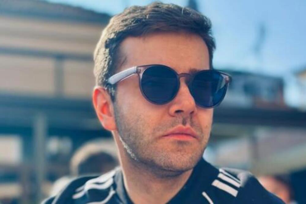 JAVNO SE DEKLARISAO: Naš poznati GLUMAC PRIZNAO DA JE BISEKSUALAC, otkrio ko mu je NAJVEĆA PODRŠKA