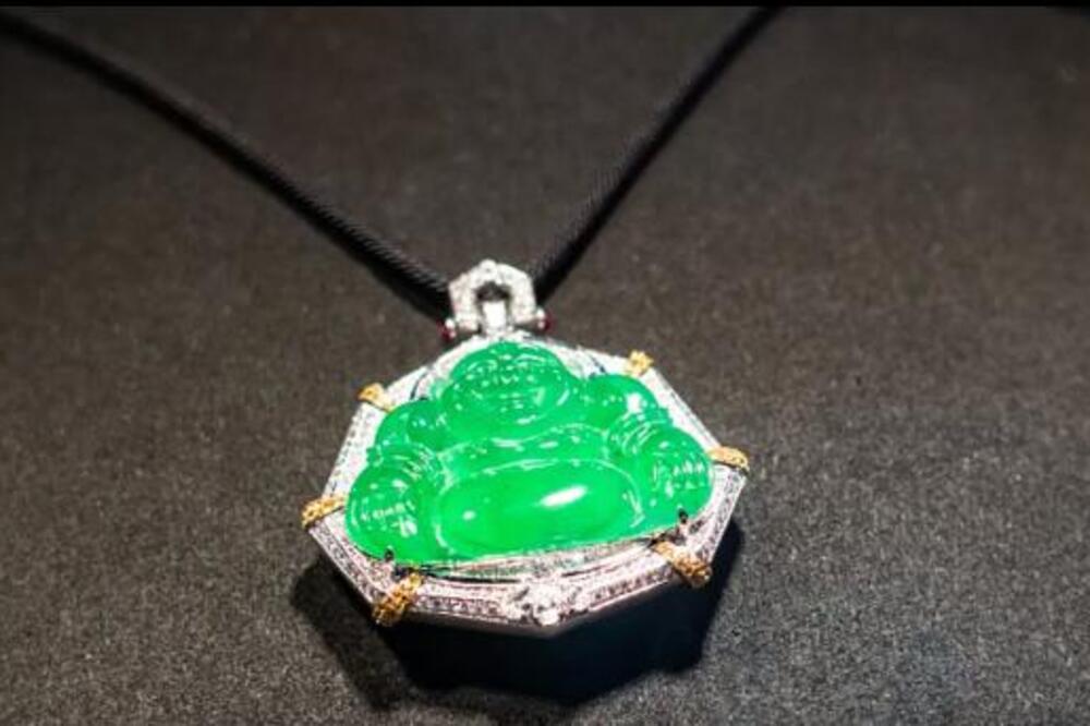 Čestike za Novu godinu i ostale praznike u Kini i Srbiji