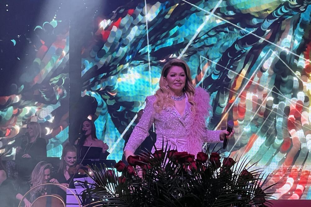 BRAVO KRALJICE! NEDA UKRADEN RADI PUNOM PAROM: I večeras če ZAPEVATI BEOGRAĐANIMA