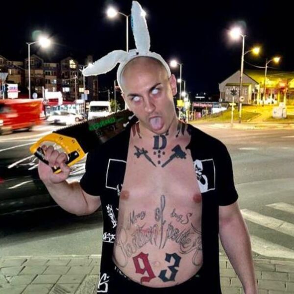 "Možeš da bauljaš i čarlijaš u svom selu": Novi udar na Desingericu, političar Dajković svim silama nagazio repera!