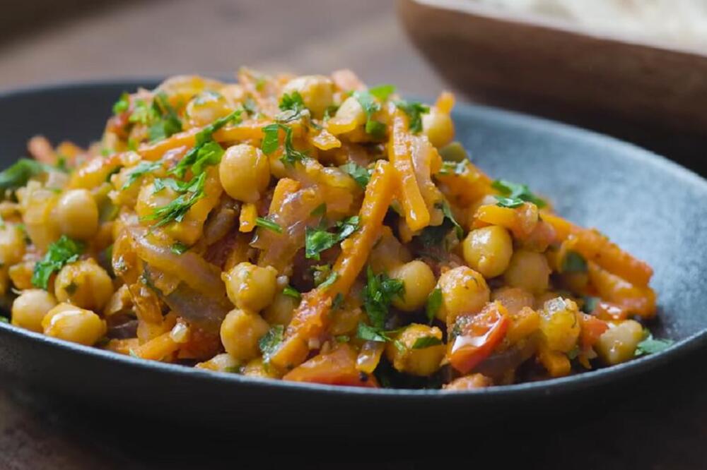 SAVRŠEN POSNI RUČAK OD LEBLEBIJE ZA CELU PORODICU: Uz PAR TRIKOVA učinite da vaša trpeza izgleda RASKOŠNO i bogato