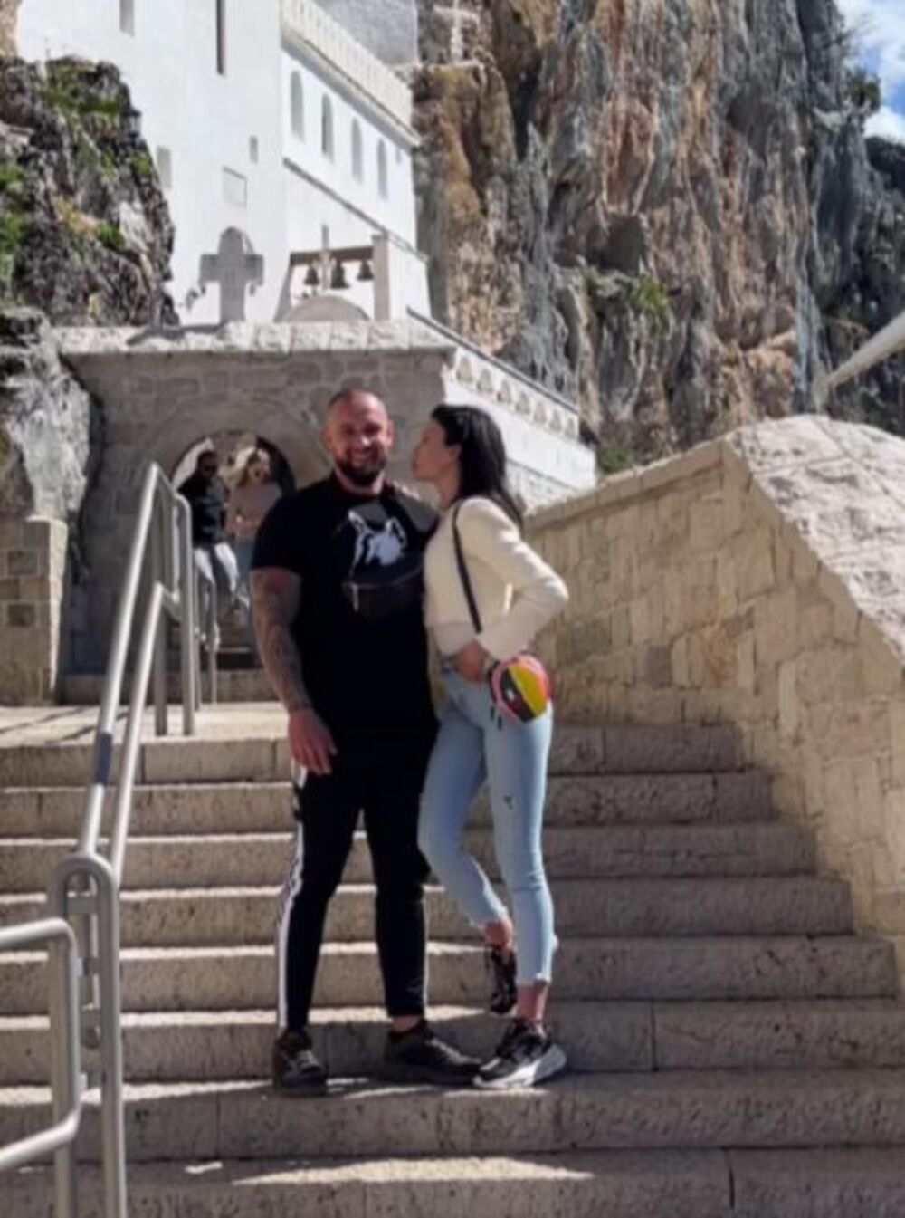 Teodora i Nikola posetili Ostrog