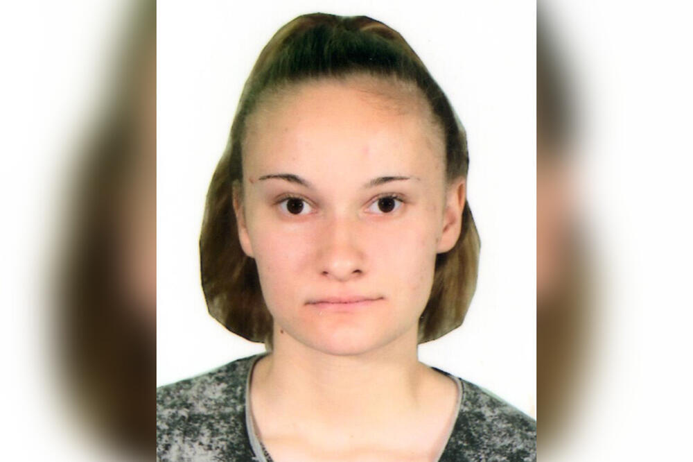 MATEA (20) PRE TRI DANA NESTALA SA BEBOM: Policija ne može da im uđe u trag (FOTO)
