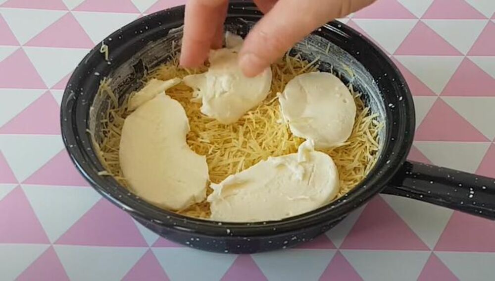 Mocarela preko kadaifa