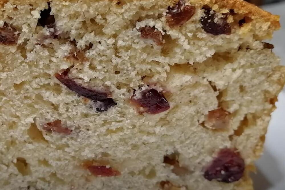 DODAJTE OVO U SLATKO TESTO I IZLUDITE SVOJE GOSTE: Trik kako da vam USKRŠNJE PECIVO ispadne kao KOD POSLASTIČARA