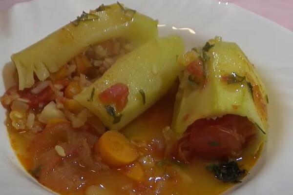 STARI MONASI U VREME POSTA REDOVNO PRAVE TIKVICE SA PIRINČEM: Najukusnije jelo sa začinima - recept sa Hilandara