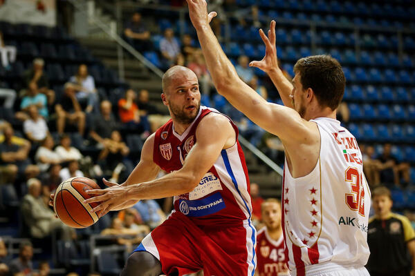 ŠTA SE DEŠAVA SA SRBIMA? Posle Šaljina i Radonjića, stigla kazna za još TRI košarkaša, razlog je STRAŠAN!