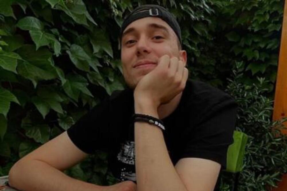 POZNATI REPER DOBIO SINA, NJEGOV KOLEGA SAOPŠTIO RADOSNE VESTI: Sprema se JOŠ JEDNO SLAVLJE, najavio ludu žurku