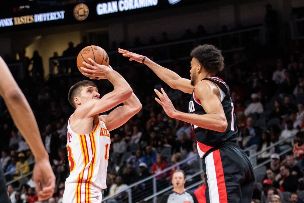 Bogdan Bogdanović (levo) na utakmici Atlante i Portlanda