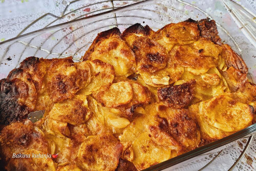 SAVRŠENI VRUĆI KROMPIRIĆI PO BAKINOM RECEPTU: Evo kako da vam ispadnu ZLATNI KO DUKAT, gosti će se otimati (VIDEO)