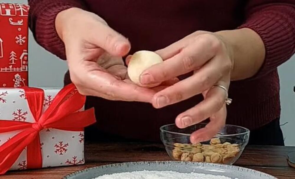 Oblikovanje posnih rafaelo kuglica