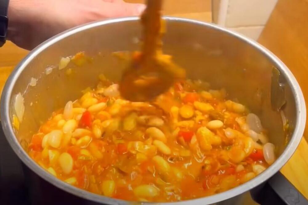 BEZ ZAPRŠKE I POTAPANJA PREKO NOĆI: Ako želite pasulj identičan kao VOJNIČKI, uradite ovo s njim