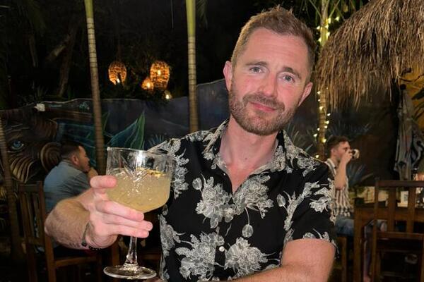 OKRETAO HAMBURGERE U MEKU, PA PROMENIO ŽIVOT IZ KORENA: Dve godine kasnije bio je MILIONER, evo i KAKO je to IZVEO