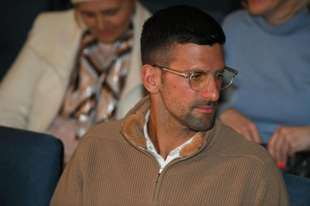 ĐOKOVIĆ ZAVRŠIO NA PODU: Novak NIJE imao nikakve šanse! (VIDEO)