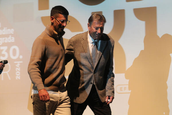 "Slušaj, imam malog Srbina koji..." Naježićete se kada vidite kako je Nikola Pilić pričao o Novaku Đokoviću!