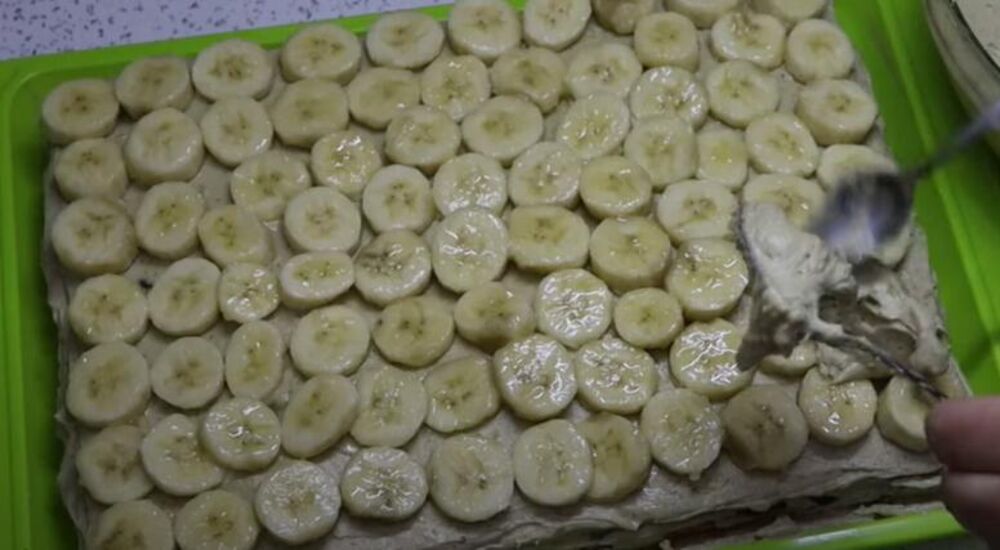 Banane preko fila za posnu tortu 'san snova'