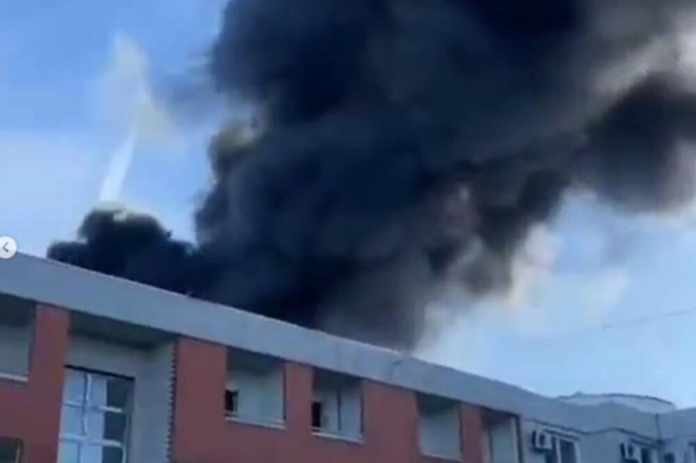 STRAVIČAN POŽAR U NOVOM SADU: Ogroman oblak dima širi se gradom