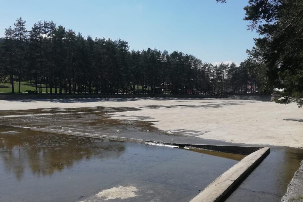 ZLATIBOR OSTAO BEZ SVOG NAJLEPŠEG JEZERA: Nesvakidašnja slika sa srpske planine, ovo je GLAVNI RAZLOG!