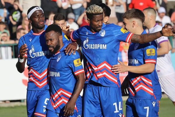 LEGENDARNI FRANCUSKI KLUB RASPITUJE SE O ZVEZDINOM STRANCU! Ne žele da plate koliko traže crveno-beli (FOTO)