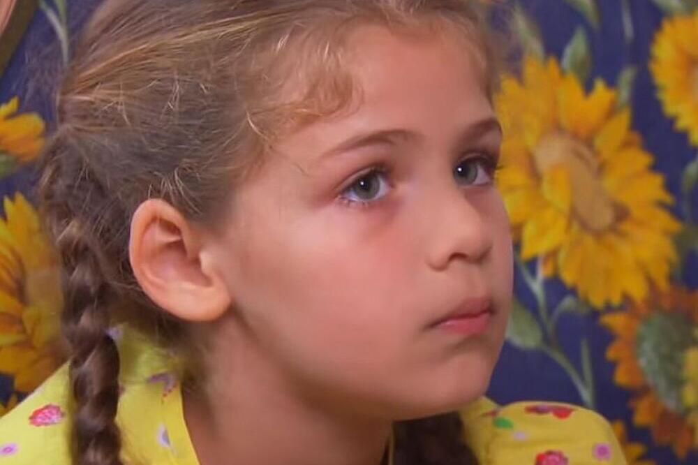 SRBI SU OBOŽAVALI PLAVU DEVOJČICU, A MALO KO JE ZNAO NJEN ŽIVOT: Ima ALBANSKO POREKLO i svi je pamte po ULOZI