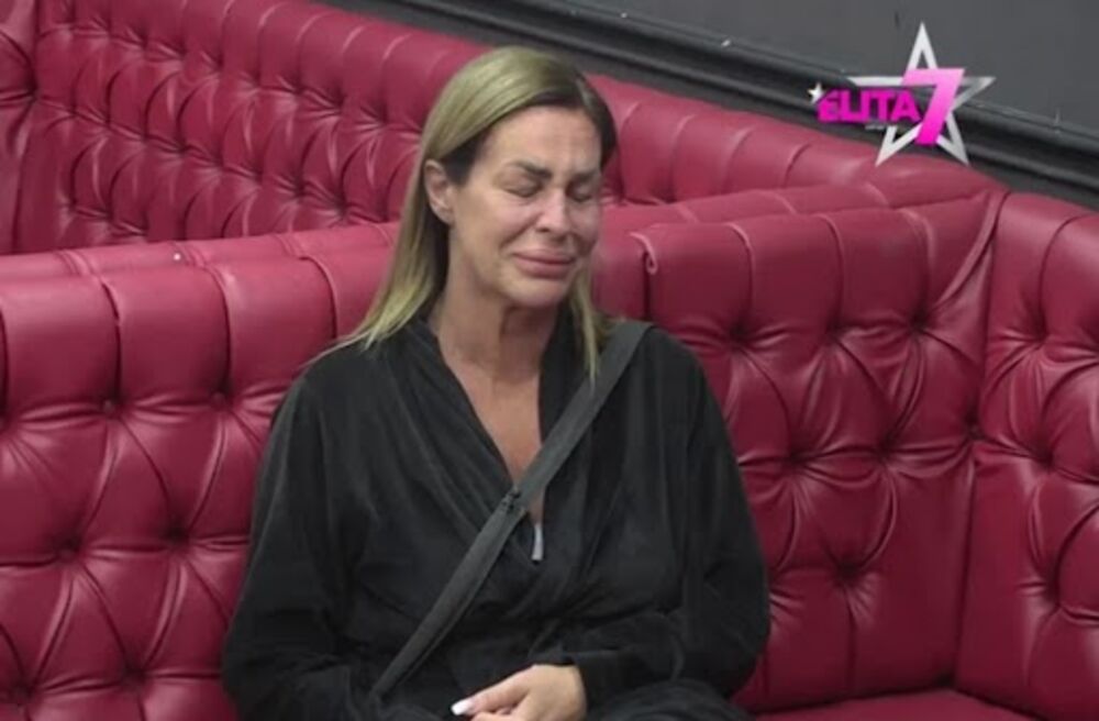 Vest da joj je majka priminula veoma je teško primila