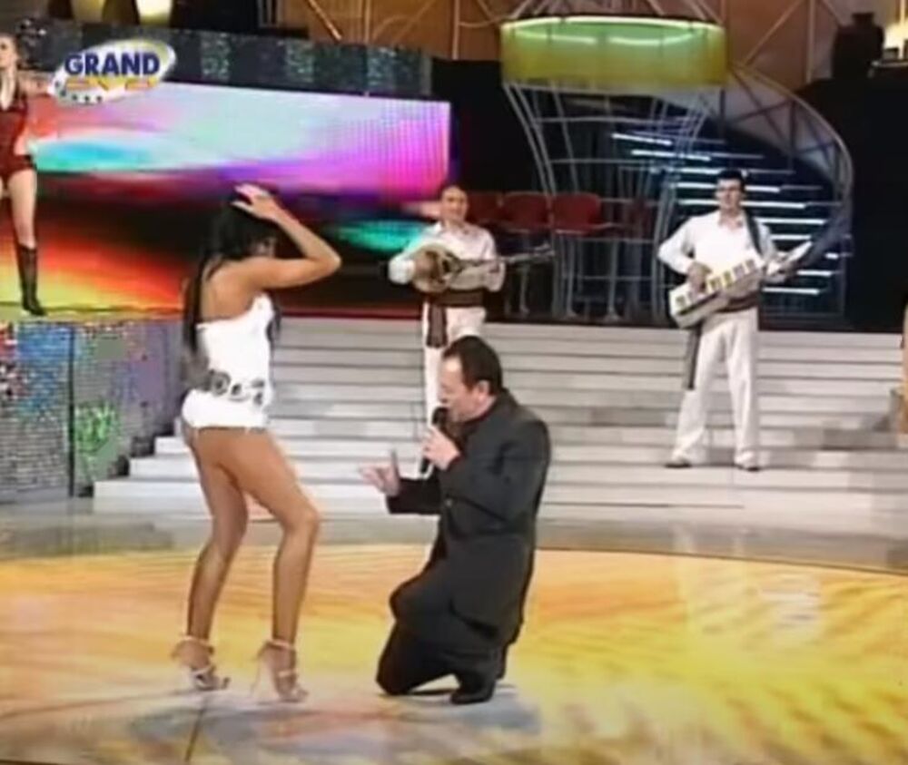 Sandra Afrika i Mile Kitić na sceni