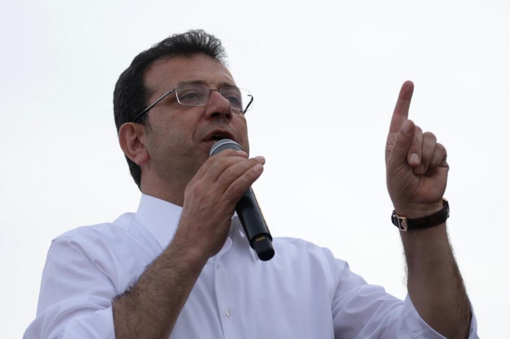 Uhapšen glavni rival Erdogana! Stotine policajaca pred kućom gradonačelnika Istanbula, "palo“ još 100 osoba!