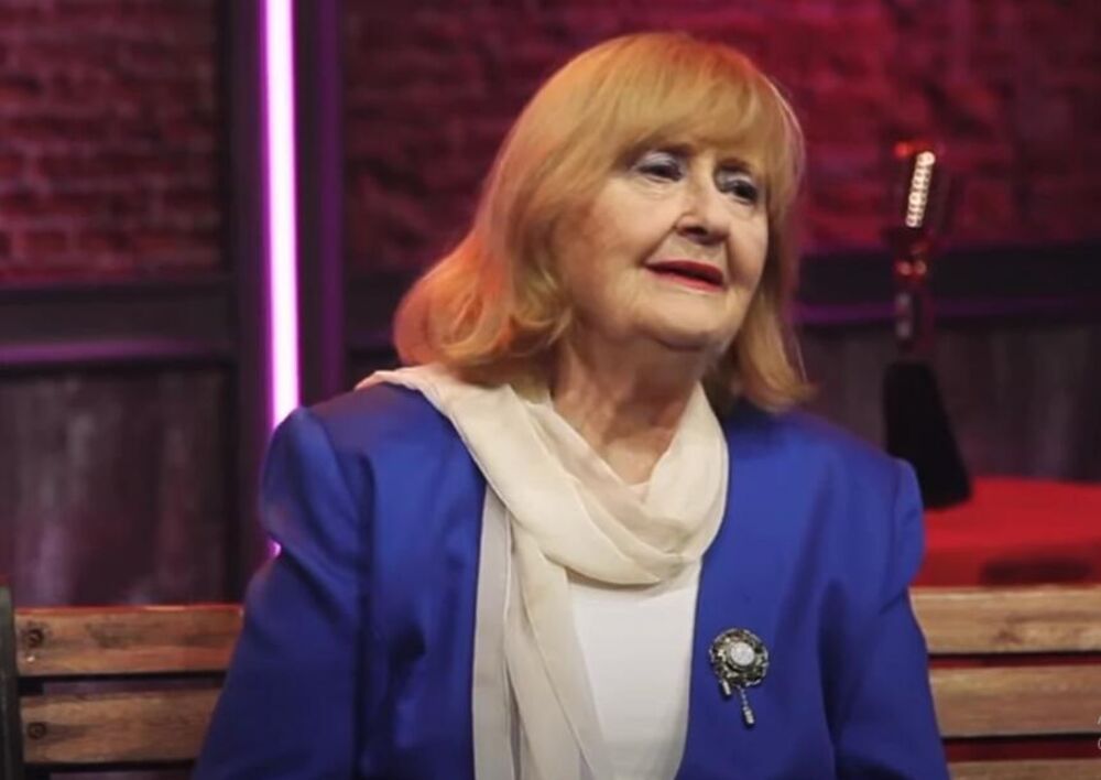 Vera Svoboda bila je hrvatska pevačica zabavnih, narodnih i starogradskih pesama