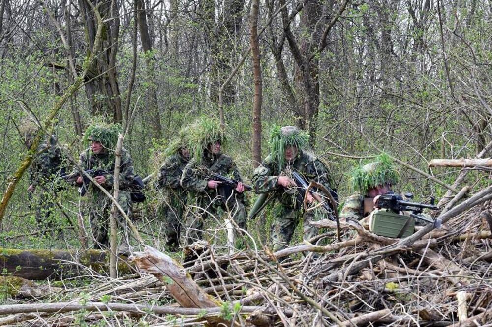 Obaveza služenja vojnog roka se vraća u Srbiju: 5 kategorija neće morati da ga služi - ovo su svi novi detalji