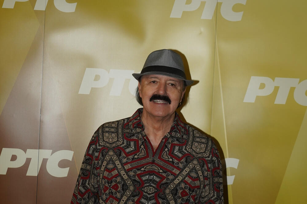 "SVE SU TE LJUBAVI BILE TRAGIČNE" Malo ljudi zna koliko je Džinović PATIO u životu, znao je i GORKO DA ZAPLAČE